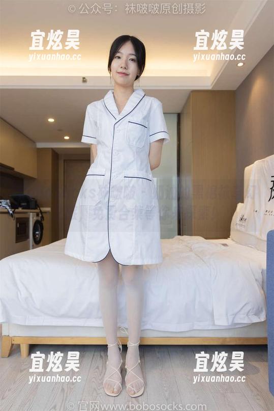 BoBoSocks袜啵啵-奶油 BoBoSocks袜啵啵 - 奶油的黑棉袜奇幻之旅,免费合集等你来探索!