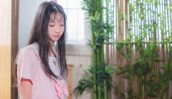 分享一波：喵糖映画的白色体操服，到底是春风十里还是只剩尴尬？