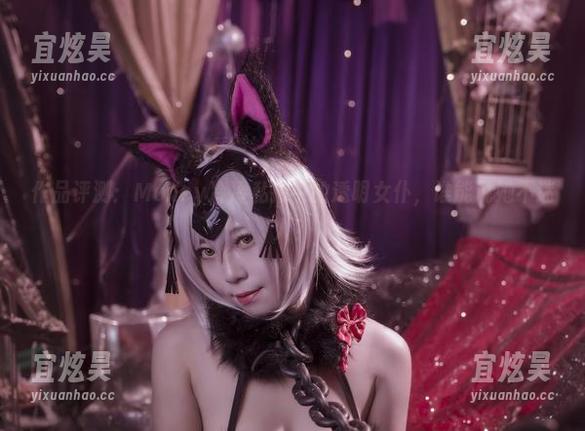 Money冷冷 作品评测:Money冷冷私拍中的透明女仆,谁能说她不迷人?