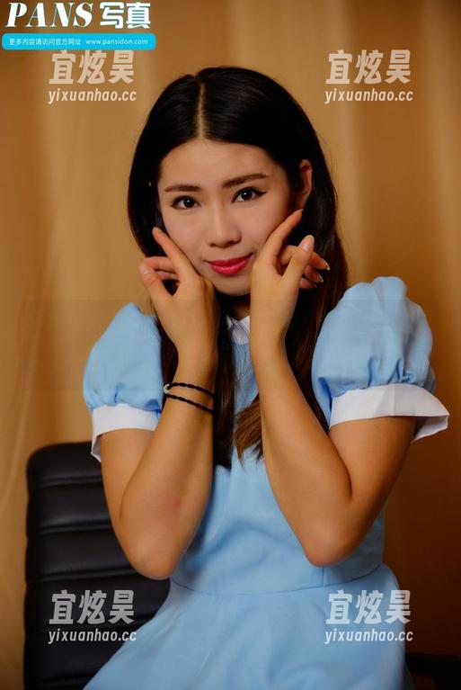 PANS写真-思妍 PANS写真 - 校园私拍作品中的思妍,真是“学”有余而“色”有幸呀。