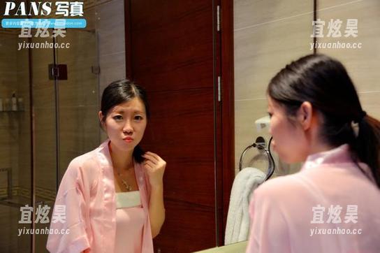 PANS写真-皮皮 PANS写真 - 皮皮的新模试镜,一起品味那原图的美与丑的较量吧