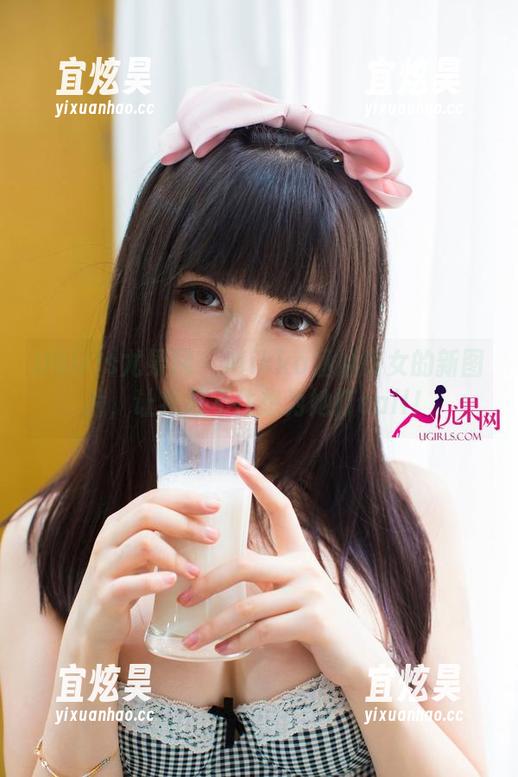 UGirls尤果网 - Mikka涵涵少女的新图片，让我忍不住想为她打call！