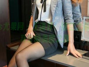 UGirls尤果网 - 王谨轩：镂空之美，恰如其分的美图之道