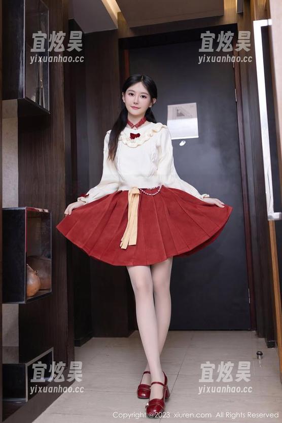 Xiuren秀人网-Cris_卓娅祺 Xiuren秀人网 - 原图大揭秘!Cris_卓娅祺泳装全集——这一切都太美好,真心不敢相信!