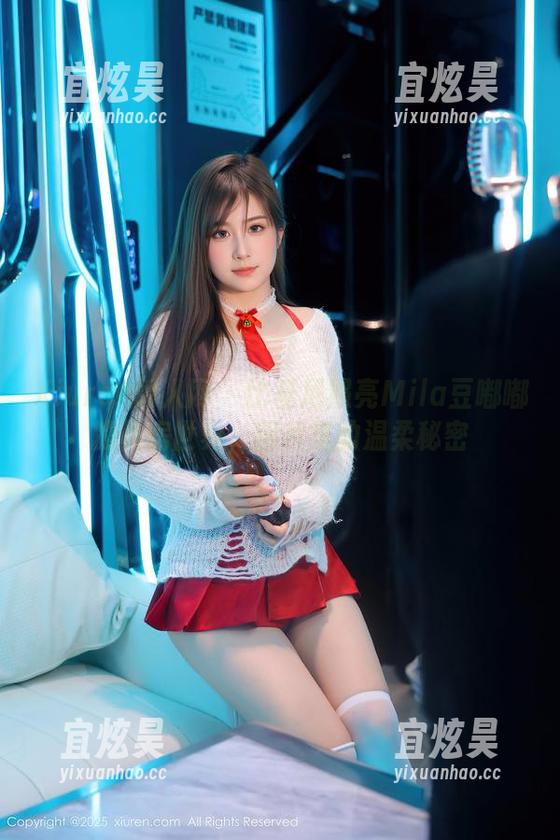 Xiuren秀人网-Mila豆嘟嘟 Xiuren秀人网 - 比基尼照亮Mila豆嘟嘟的私房世界,图片里的温柔秘密