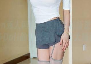 Xiuren秀人网 - 一张照片的叛逆：养乐多Doll的修女写真作品大揭秘