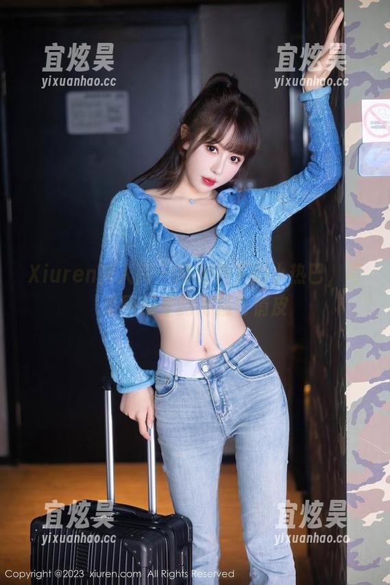 Xiuren秀人网-小热巴 Xiuren秀人网 - 高跟鞋下的小热巴,写真图册里的飞扬与俏皮