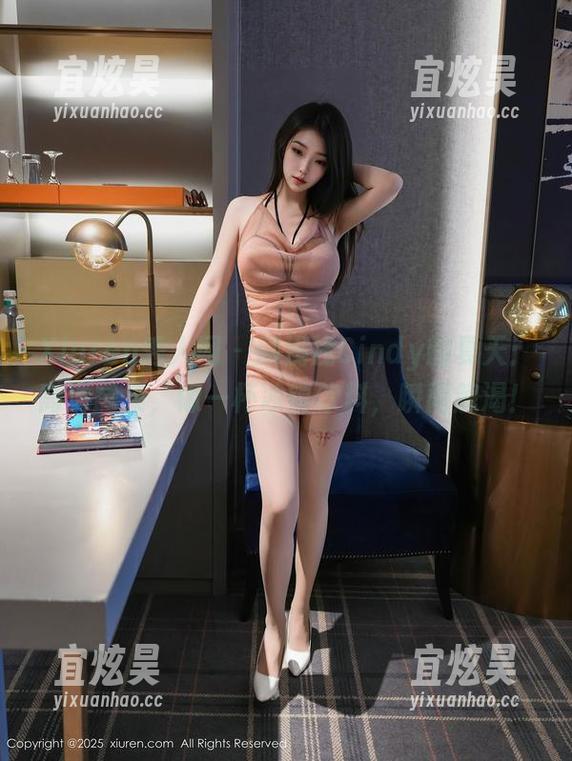 Xiuren秀人网-颜浅浅Cindy Xiuren秀人网 - 颜浅浅Cindy的夏天:高清图集,像一杯冰镇饮料,瞬间解渴!