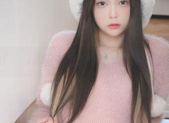 在Yuka(유카)的睡衣图集中，分享满满的若有所思