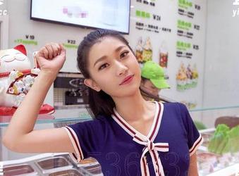 aiss - 校园魅影：欣杨的写真图片合集，来一睹为快