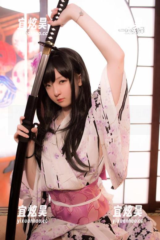 一小央泽 一小央泽的炎热夏季:小恶魔与无圣光的那点事儿