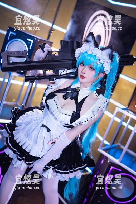 你夏夏 探索你夏夏的写真世界:在埃吉尔的花海中与金龙腾祥云相伴