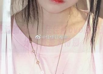 从未见过的风格：佳佳酱ovo的女孩图片分享真是太特别
