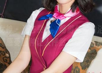 克拉女神 - 洗去杂念，畅游佳莹的浴室：在线感受那种让人怦然心动的图片！