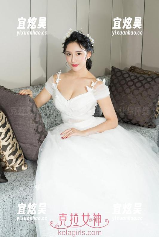 克拉女神 - 精选王睿眼镜美图：让你怀疑自己是不是也能Carry一脸。