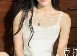 克拉女神 - 芝月的独特私拍：双马尾作品，秀出不一样的风情