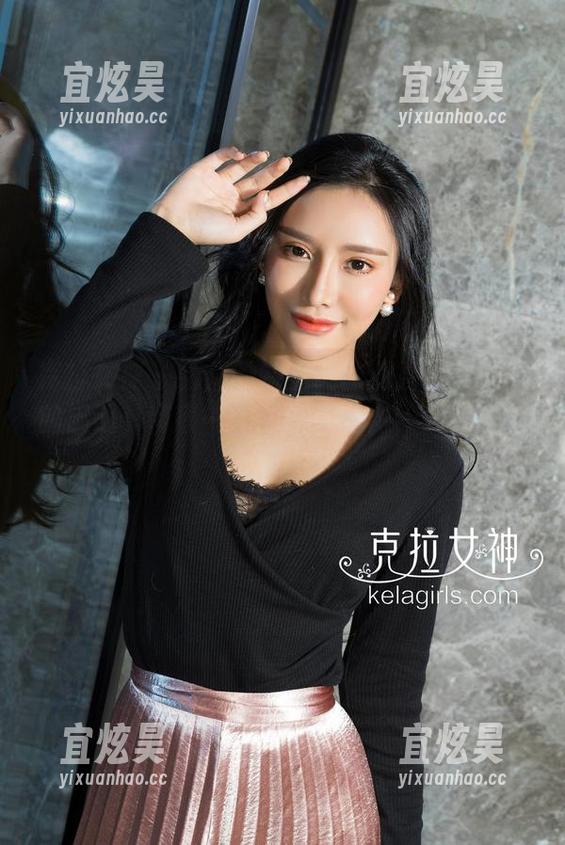 克拉女神-颖儿 克拉女神 - 颖儿的灰丝美图简直是反季节的温暖,带着一丝淡淡的忧伤,太迷人了!