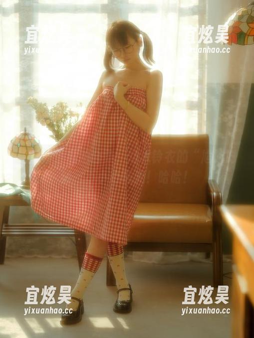 周末郊游私拍合集：幼水铃衣的“尴尬时刻”不小心曝光！哈哈！