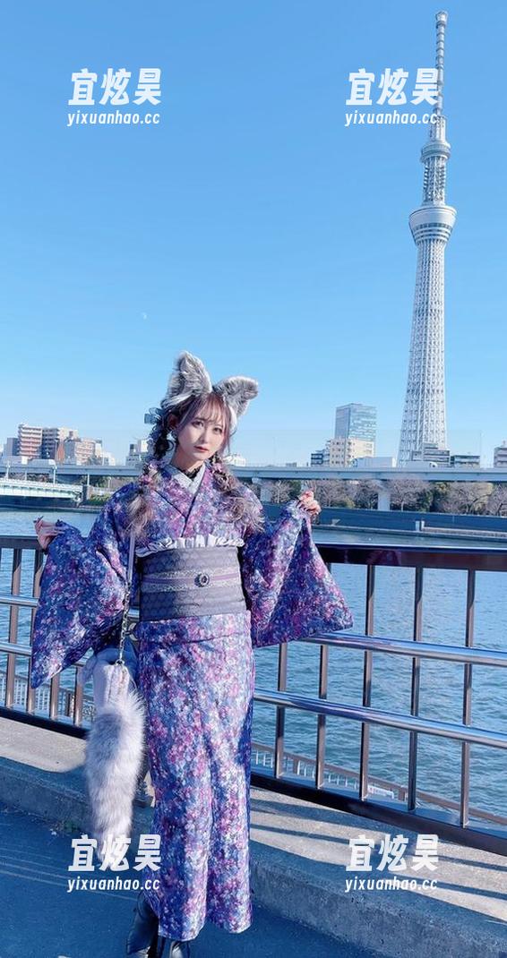 月城委员会 月城委员会短裙私房之旅:让夏日阳光都嫉妒的腿,真是个离开冬天的仙女!