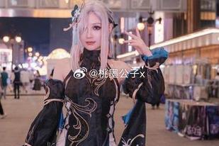 这套网袜作品，桃墨公子你真的是在挑衅我的审美底线了吧？