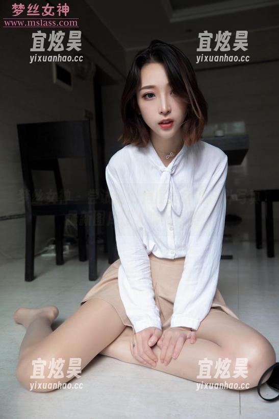 梦丝女神-香萱 梦丝女神 - 尝试新的角度!香萱户外写真最新图库让人眼前一亮!