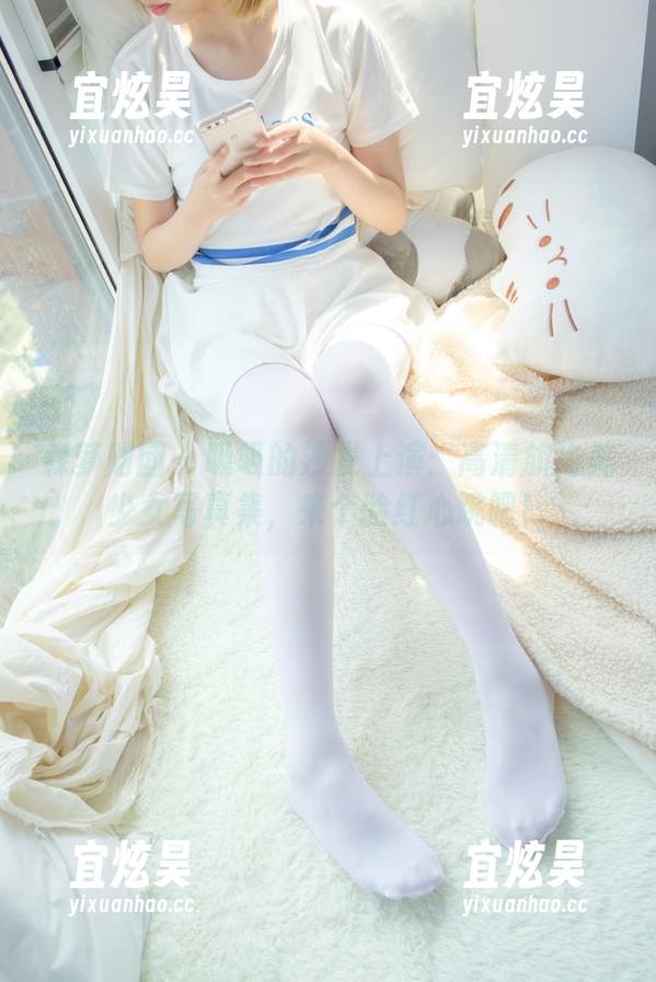 森萝财团 - 吸吸的沙发上演：高清旗袍美少女写真集，来个脸红心跳吧！