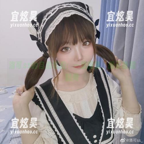 洛可ss 洛可ss的自拍私拍:一组图集,揭示隐藏的她