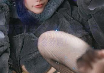 慵懒白猫写真在线发布，狐洛洛子，你可真会养膘！