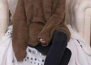 甜予摄影 - 艺艺白棉袜合集：脚上的那点小奢侈，谁不要？