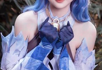 白莉爱吃巧克力的‘小叽’，那个逼真的人形电脑，壁纸中的另一种心跳！