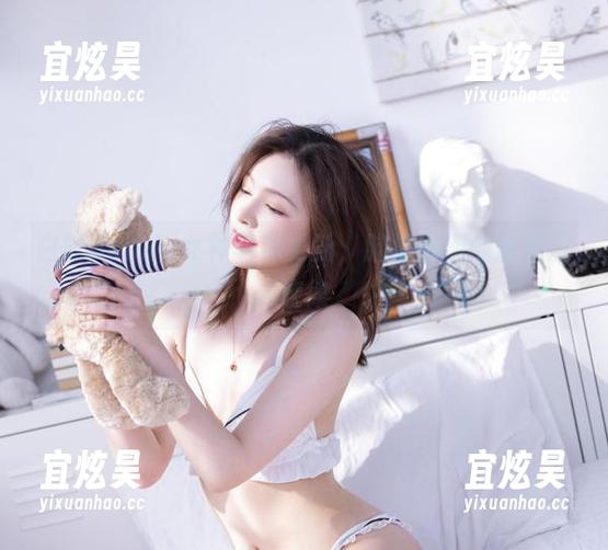 白露Bululu 白露Bululu女神写真更新,脑海中回响的秋日旋律