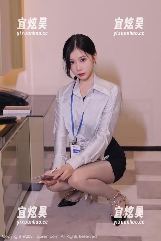秀人网-SOLO-尹菲 秀人网 - SOLO-尹菲的温柔印记——写真合集,值得一看的那种,舔屏的心情你懂的吧!
