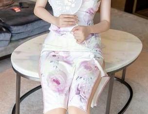 秀人网 - 七米baby的油亮探险：画像中的无圣光奇遇记