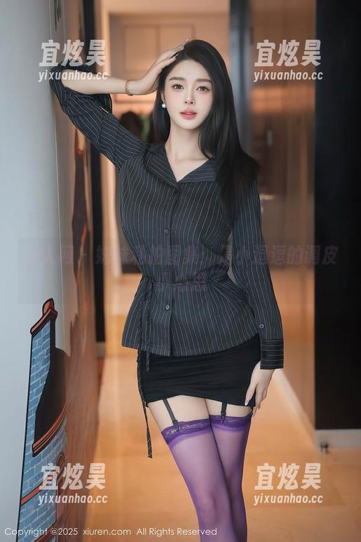 秀人网-是小逗逗 秀人网 - 妹妹私拍图集:是小逗逗的调皮小心思