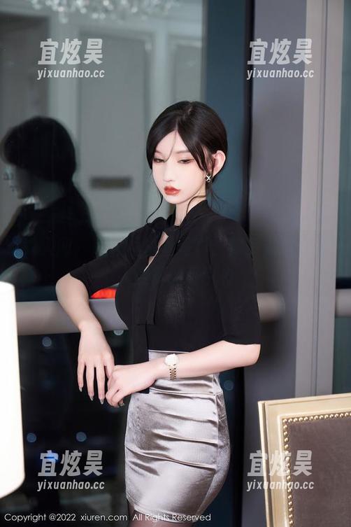 秀人网-程程程 秀人网 - 程程程白丝写真:如梦似幻,令人费解的吸引力