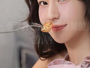 秀人网 - 看萝莉悠悠酱，妹妹的美图有多撩人？