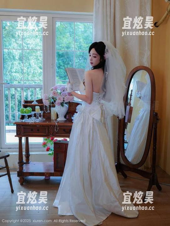 秀人网-袁圆 秀人网 - 袁圆全套写真:纯白的背后藏着些许调皮~
