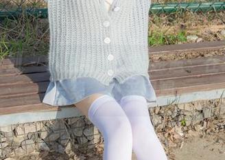 紧急企划 - 小恩与修女的邂逅：在线写真合集，快来围观