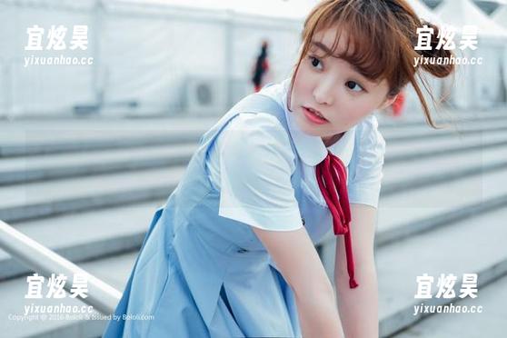 菠萝社-猫九酱Sakura 菠萝社 - 猫九酱Sakura的女孩写真,那个眼神!真是让我一秒沉迷。