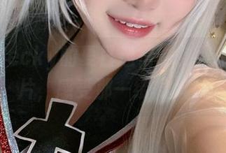 贝贝琪Becky的夏日迷情，免费吊带裙图片，感受那一缕微风！