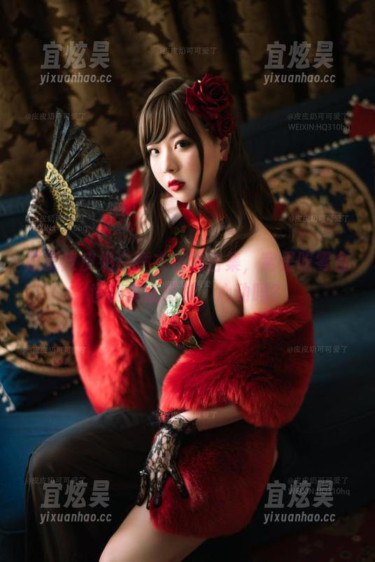 超皮皮皮奶 超皮皮皮奶白睡衣在线合集,窝里吃零食也能美成这样,心动吗?