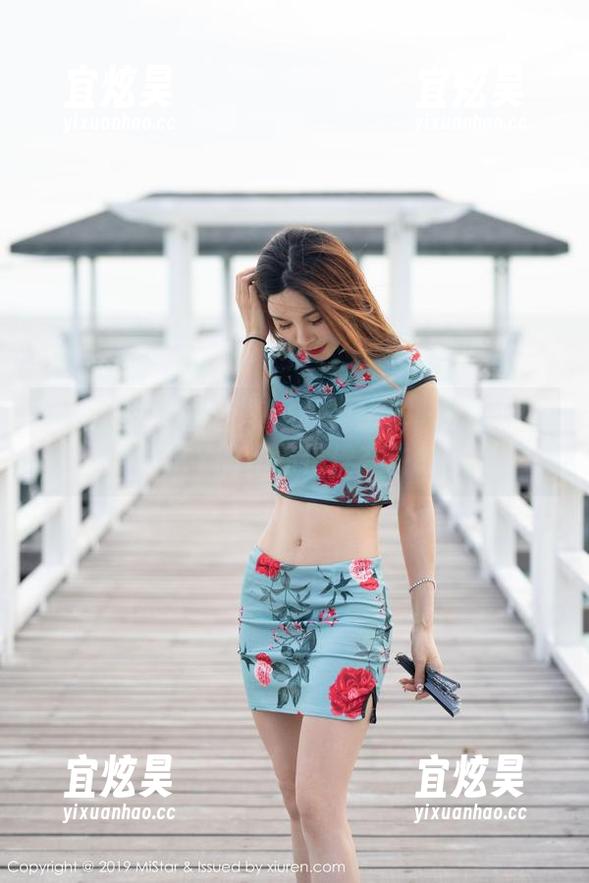 魅妍社-陈雅漫VICKY 魅妍社 - 礼服图集里的神秘光影:陈雅漫VICKY的作品仿佛在讲故事